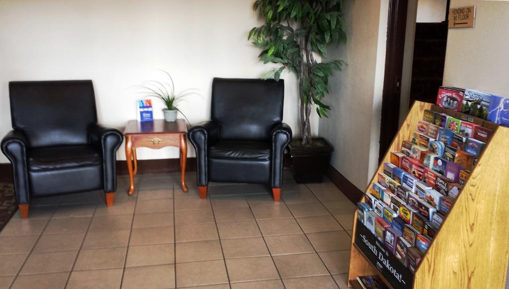 Super 8 By Wyndham Sioux Falls Near Convention Center エクステリア 写真